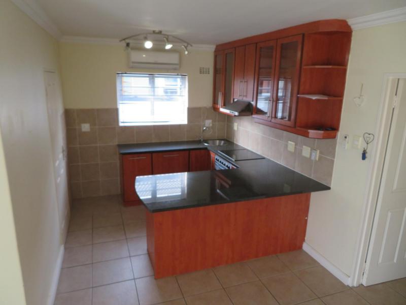 3 Bedroom Property for Sale in Zevenzicht Western Cape